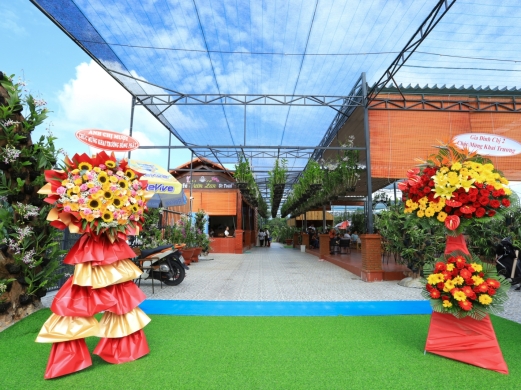 CAFE VƯỜN LAN - ÚT TOÀN